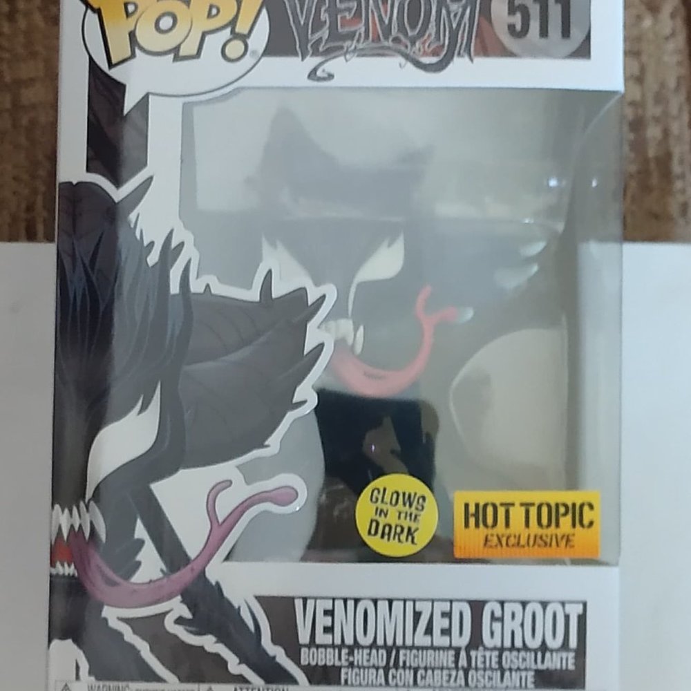 Venomized Groot GITD Hot Topic Exclusive